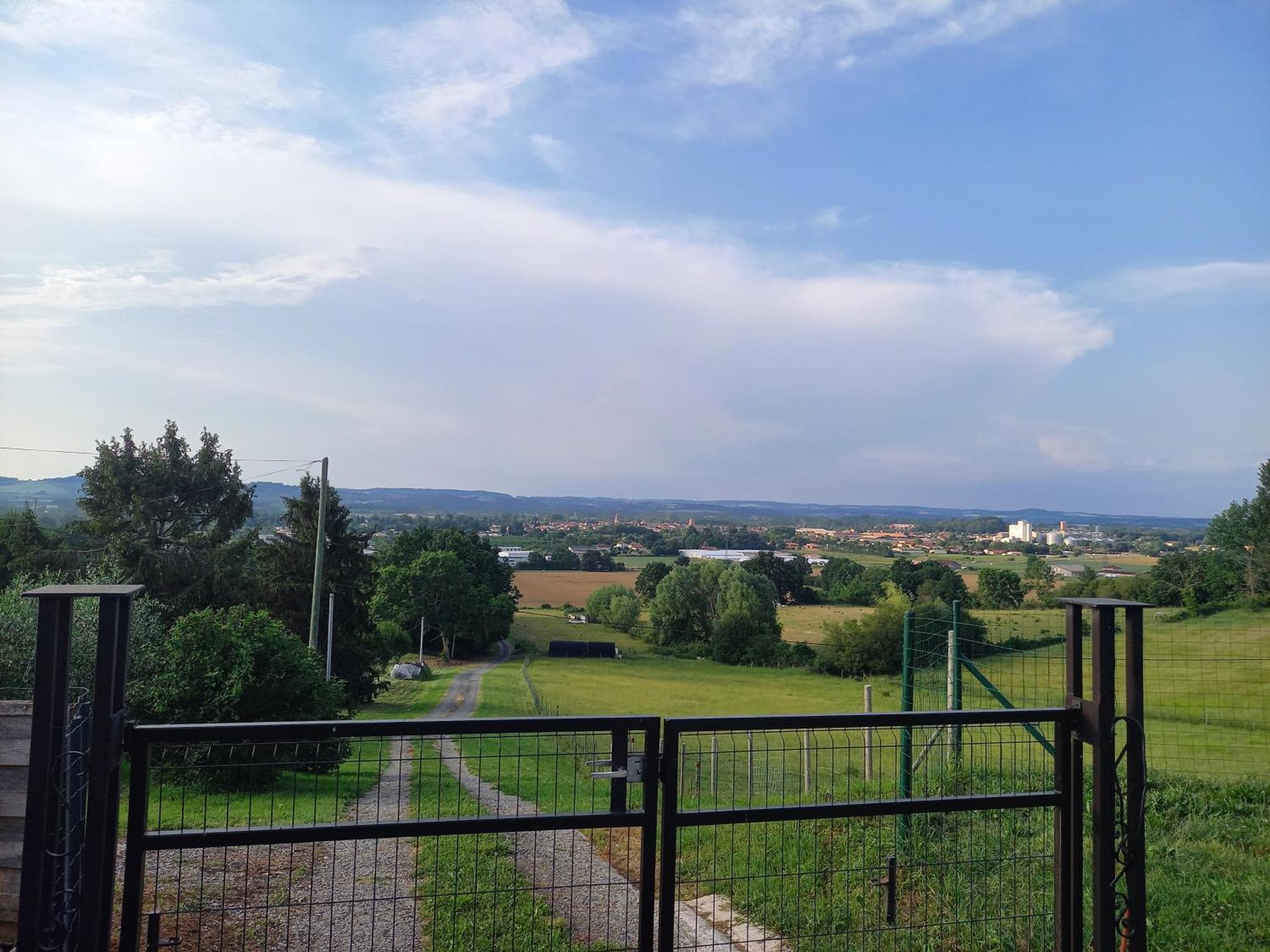 Gites Panoramique Sainte-Livrade-sur-Lot Екстериор снимка